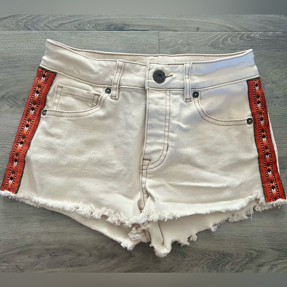 Bullhead 🩳 Shorts 🩳
